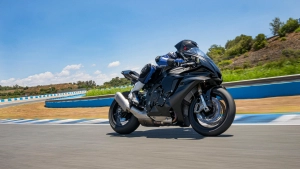R1 RACE